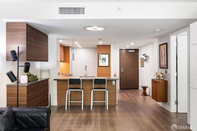 435 China Basin Street 330, San Francisco, CA 94158