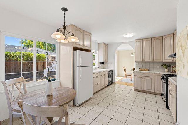 905 El Rio Drive, San Jose, CA 95125