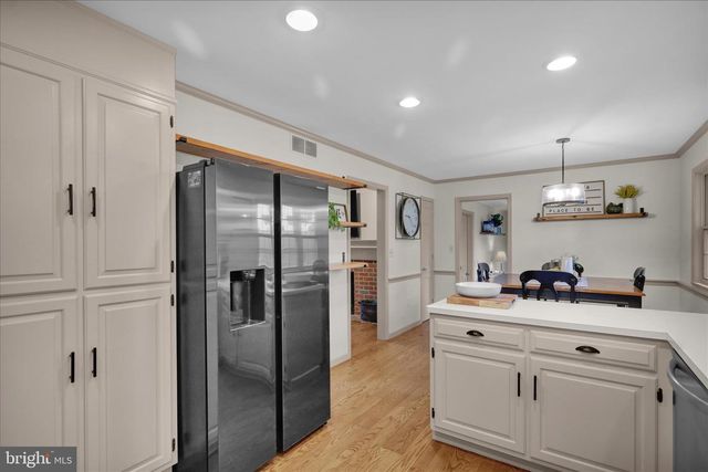 3101 ELM RD, Reading, PA 19605