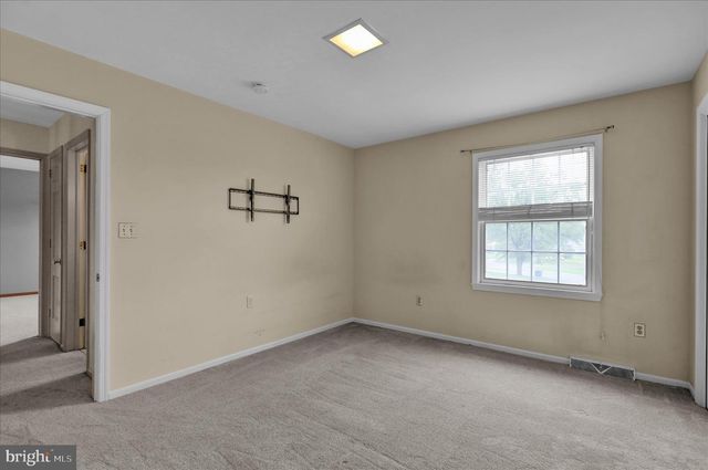 3101 ELM RD, Reading, PA 19605