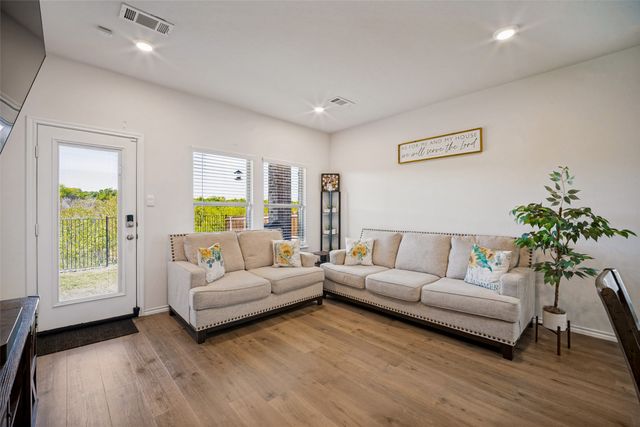 1603 Novella Avenue, Crandall, TX 75114