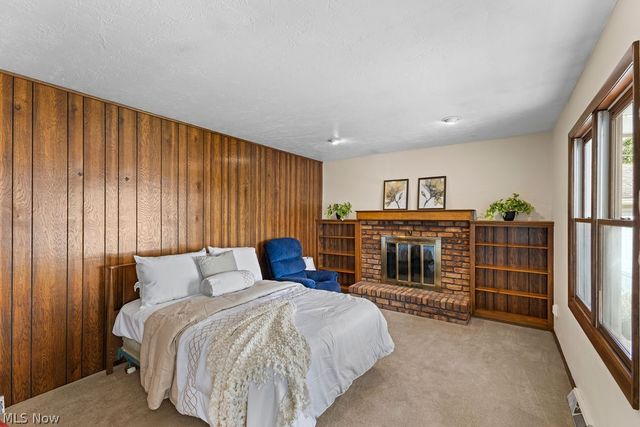 241 Van Buren Avenue, Cuyahoga Falls, OH 44221
