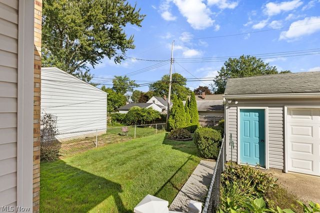 241 Van Buren Avenue, Cuyahoga Falls, OH 44221