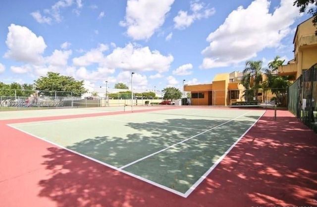 10700 SW 108th Ave C306, Miami, FL 33176