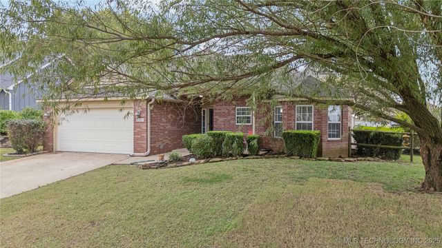 3321 Fairway Street, Claremore, OK 74019