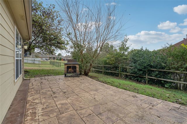 3321 Fairway Street, Claremore, OK 74019