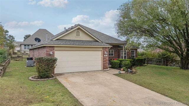 3321 Fairway Street, Claremore, OK 74019