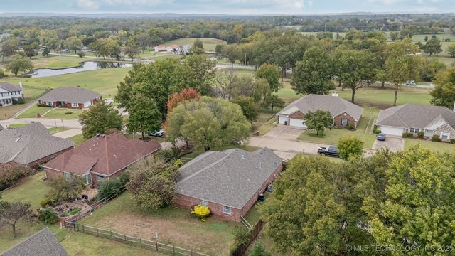 3321 Fairway Street, Claremore, OK 74019