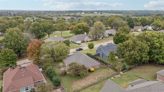 3321 Fairway Street, Claremore, OK 74019