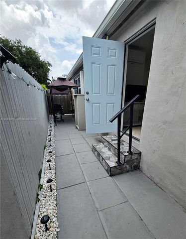 000 NW 51 AVE STUDIO, Miami, FL 33126