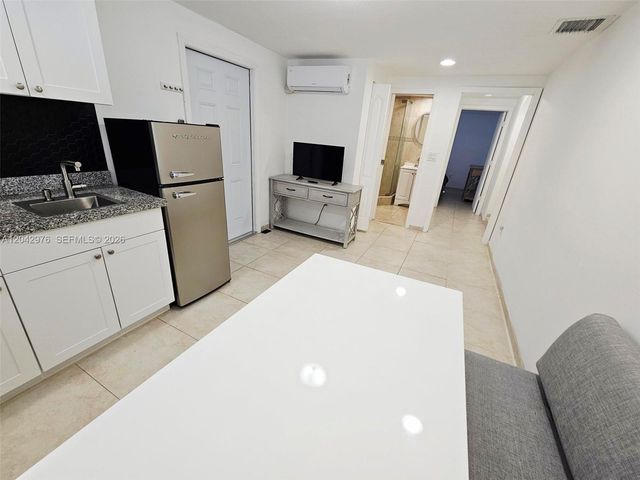 000 NW 51 AVE STUDIO, Miami, FL 33126
