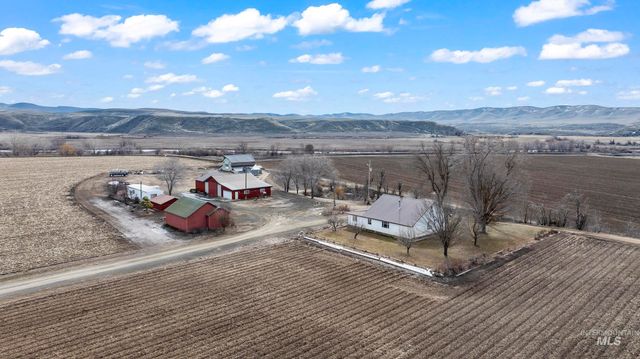 2117 Weiser River Road, Weiser, ID 83672