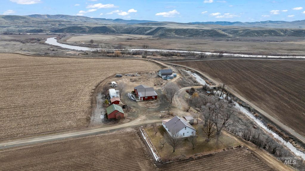 2117 Weiser River Road, Weiser, ID 83672 photo 2