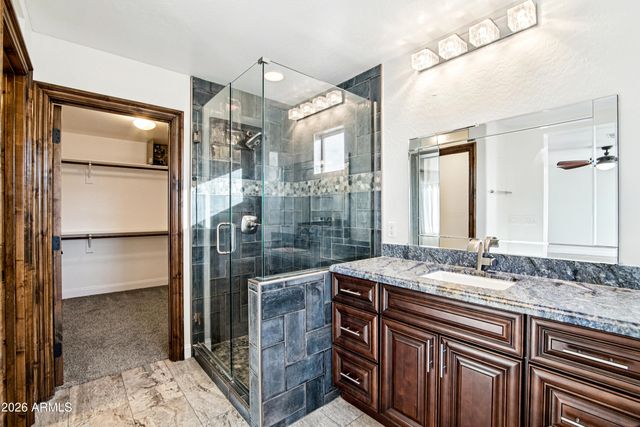 563 E KRISTA Way, Tempe, AZ 85284