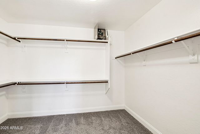 563 E KRISTA Way, Tempe, AZ 85284