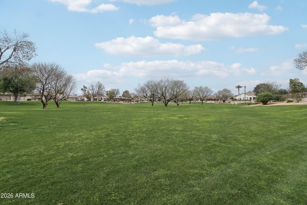 Image 41 of property listing at 563 E KRISTA Way, Tempe, AZ 85284