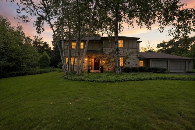 1861 E Fox LANE, Fox Point, WI 53217