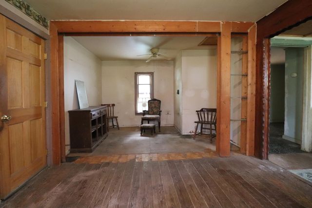 354 Garrett Avenue, Brooksville, KY 41004