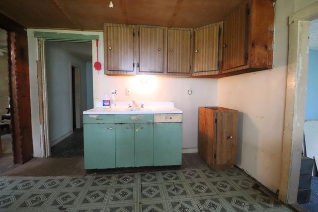 354 Garrett Avenue, Brooksville, KY 41004