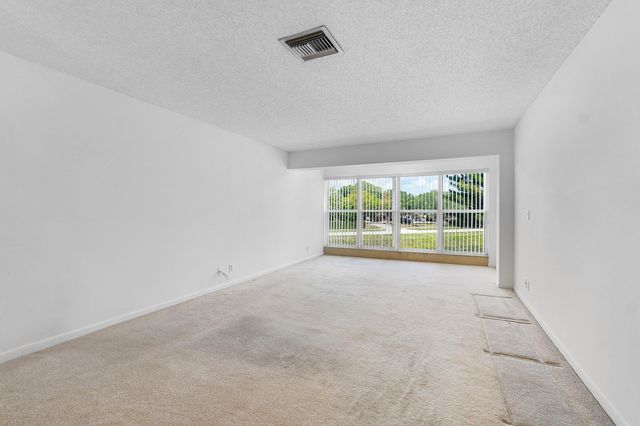2835 SW 13th Street 202, Delray Beach, FL 33445