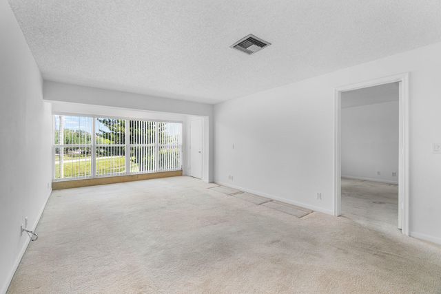 2835 SW 13th Street 202, Delray Beach, FL 33445