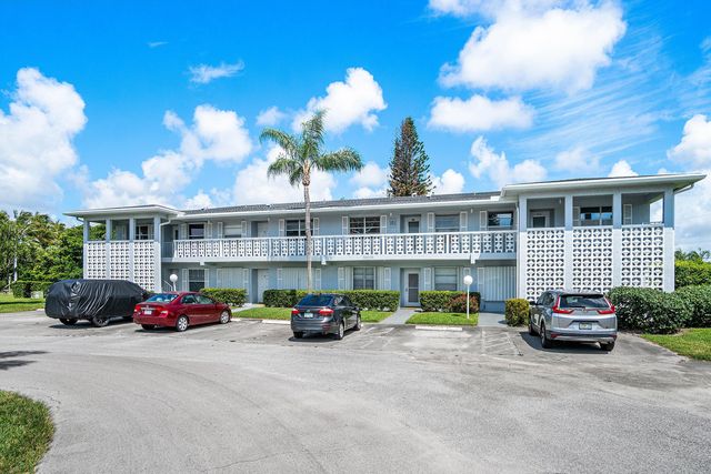 2835 SW 13th Street 202, Delray Beach, FL 33445