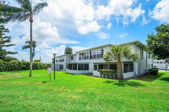 2835 SW 13th Street 202, Delray Beach, FL 33445