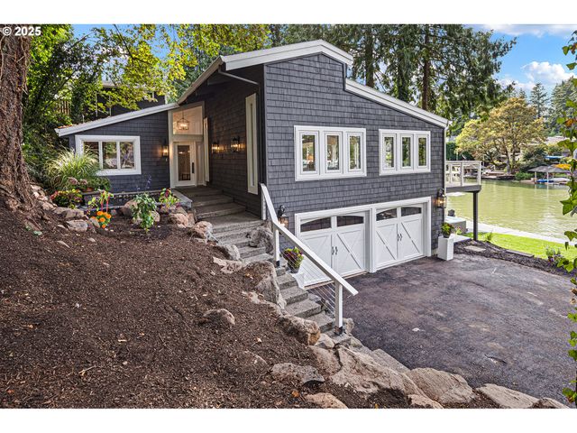 3220 Southshore Blvd, Lake Oswego, OR 97034