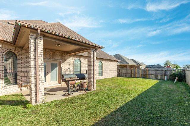 103 Wisteria Street, Richwood, TX 77531