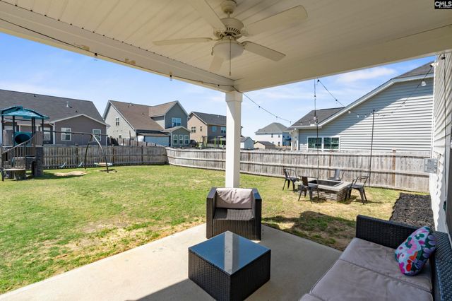 733 N Pinewalk Way, Elgin, SC 29045