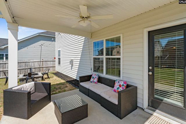 733 N Pinewalk Way, Elgin, SC 29045