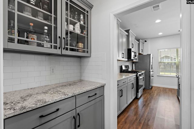 733 N Pinewalk Way, Elgin, SC 29045