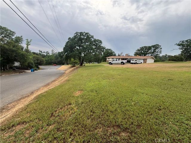 5 Fairhill, Oroville, CA 95966