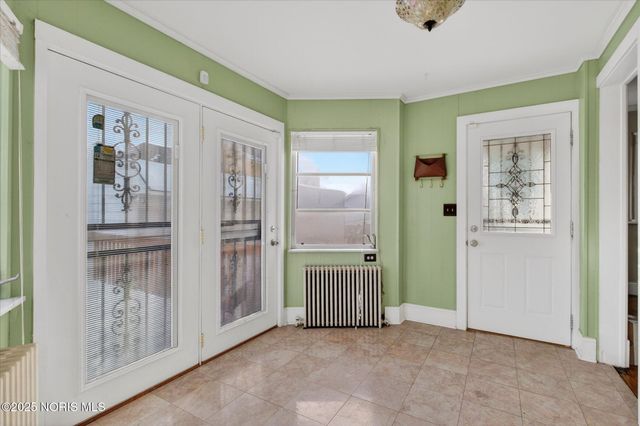 2512 Robinwood Avenue, Toledo, OH 43610