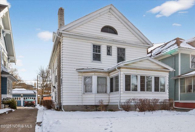 2512 Robinwood Avenue, Toledo, OH 43610