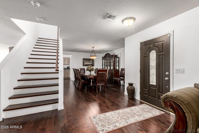 3135 W MOLLY Lane, Phoenix, AZ 85083