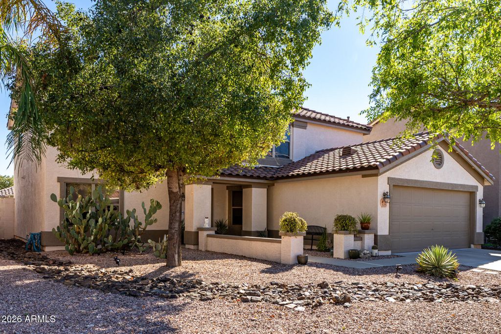 Image 6 of property listing at 3135 W MOLLY Lane, Phoenix, AZ 85083