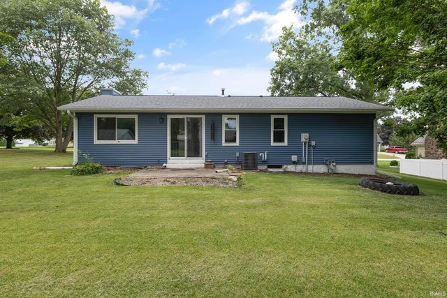 606 Claudia Lane, Middlebury, IN 46540