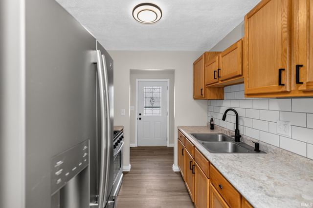 606 Claudia Lane, Middlebury, IN 46540