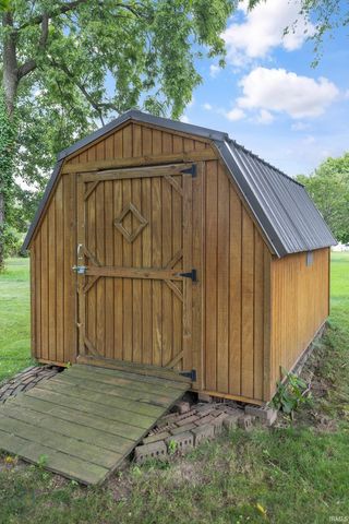 606 Claudia Lane, Middlebury, IN 46540