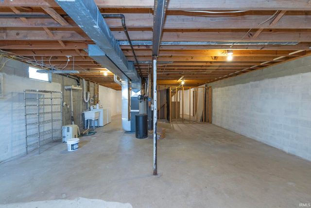 606 Claudia Lane, Middlebury, IN 46540