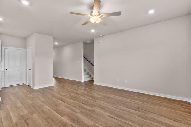 231 Magnolia Laurel Drive, Alvin, TX 77511