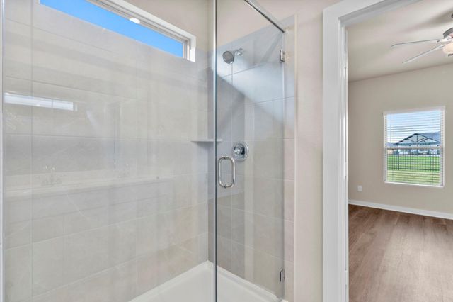 231 Magnolia Laurel Drive, Alvin, TX 77511