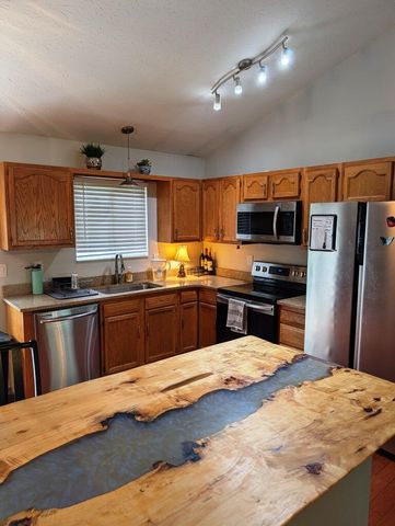 3066 Cattail Cove Lane, Burlington, KY 41005