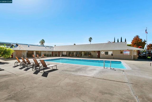 235 Hieber Dr, Pacheco, CA 94553