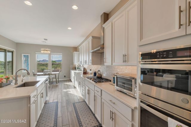 500 W Saguaro Arm Trail, Oro Valley, AZ 85755