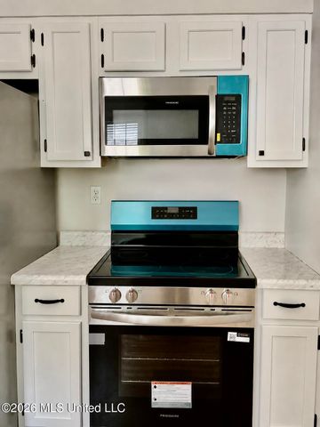 1645 Hickory Drive, Southaven, MS 38671