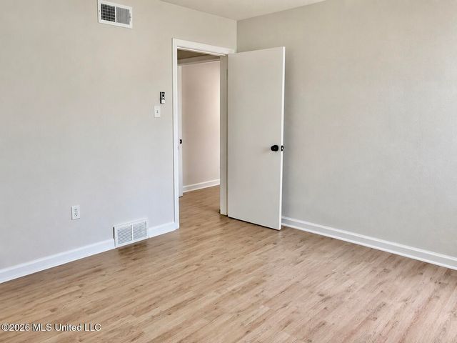 1645 Hickory Drive, Southaven, MS 38671