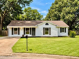 1645 Hickory Drive, Southaven, MS 38671