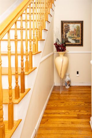 24 Whaley Street, Freeport, NY 11520